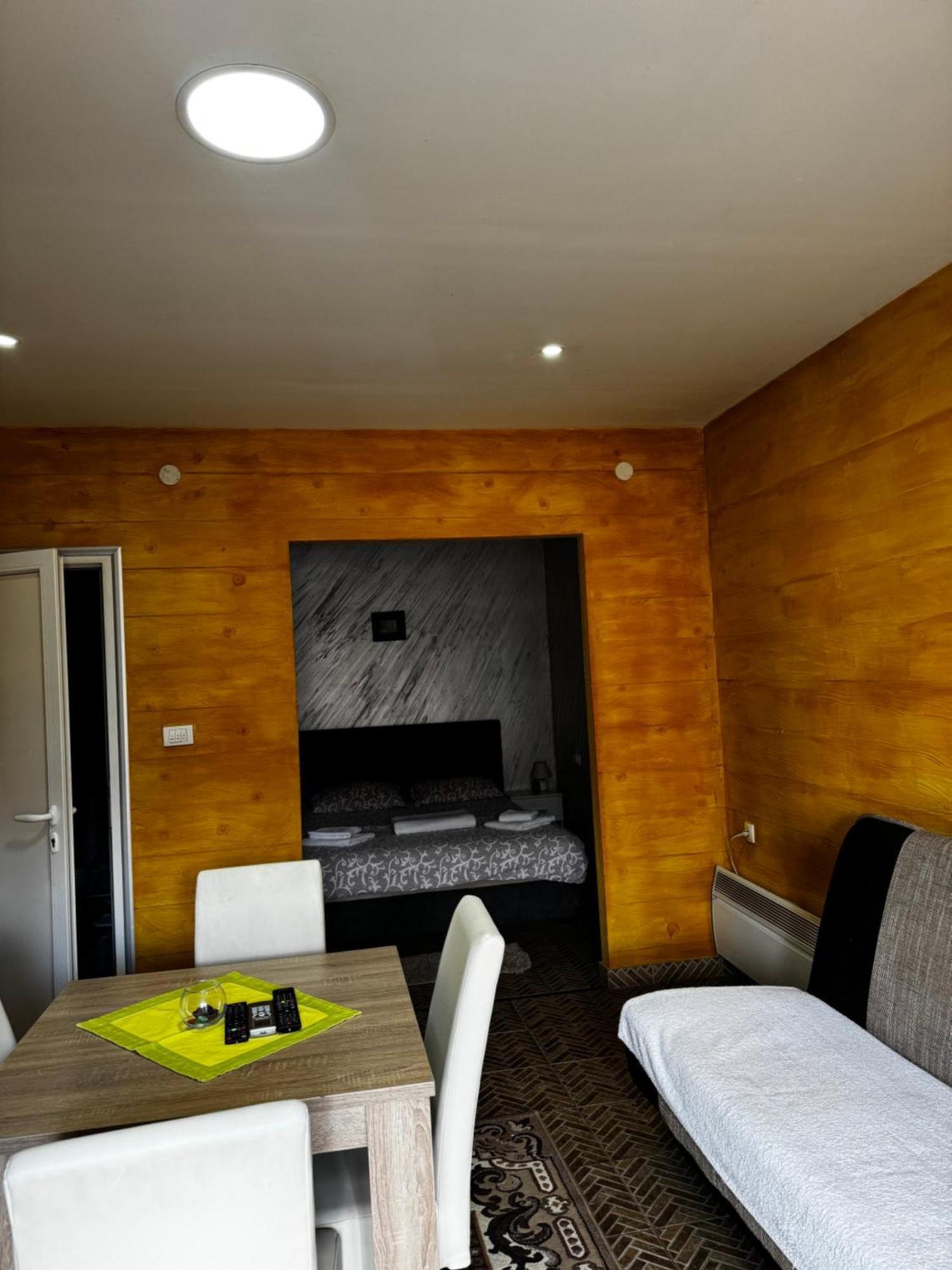 Apartments Vila Brzi & Beka Šabac 외부 사진